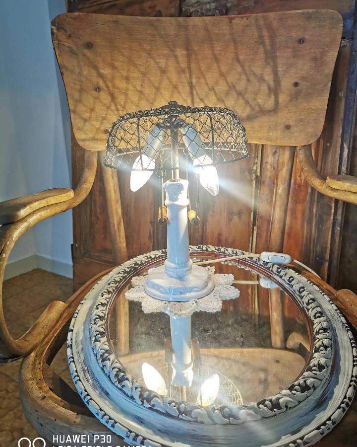 B&B Lamagia Di Corte Moronati Sirmione Bagian luar foto