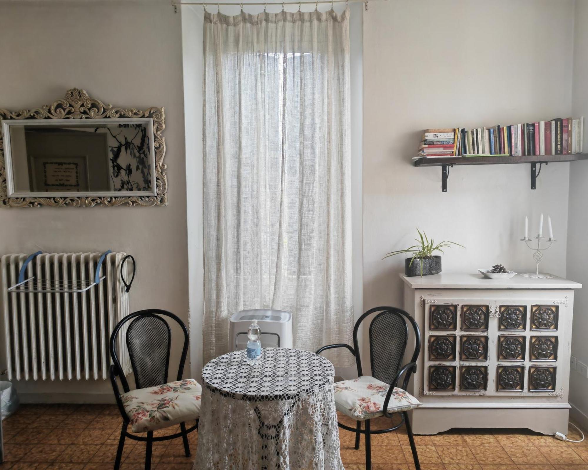 B&B Lamagia Di Corte Moronati Sirmione Bagian luar foto